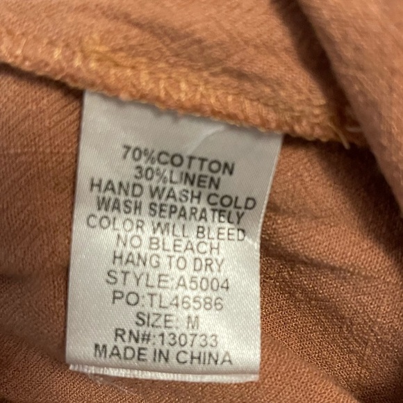 Umgee‎ + Linen women’s Blend Pull On Shorts Size M Elastic Waist , Frayed hem. - Picture 9 of 9